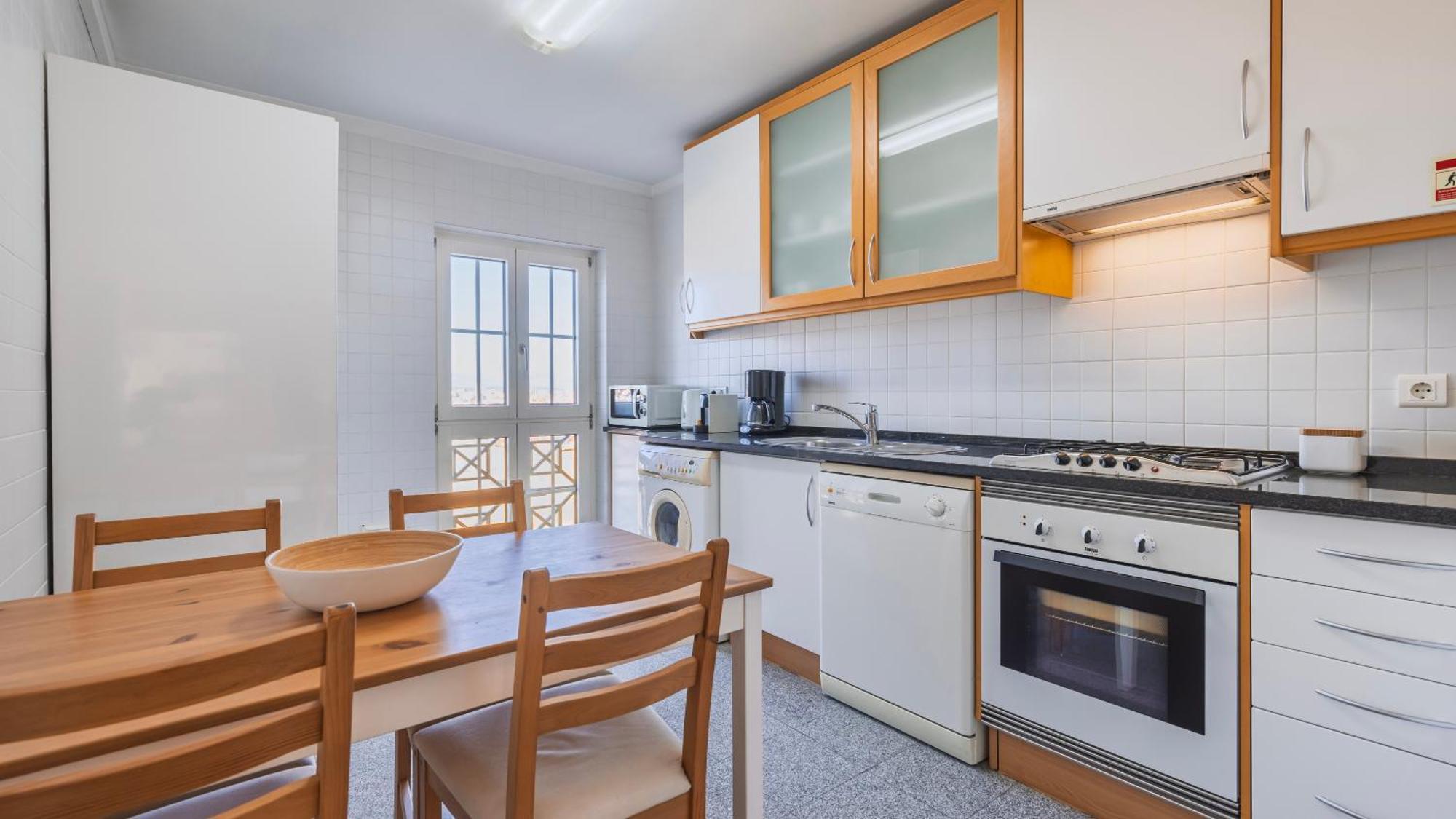 Apartamento Stylish With Parking By Lovelystay